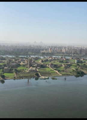 Duplex - Nile & pyramids view